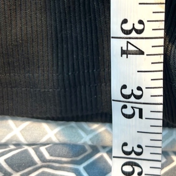 NWT,Solersun,Long-Sleeved,Wrapped Hip,Surplice Low-V Neckline, Black, Size M - Picture 10 of 13